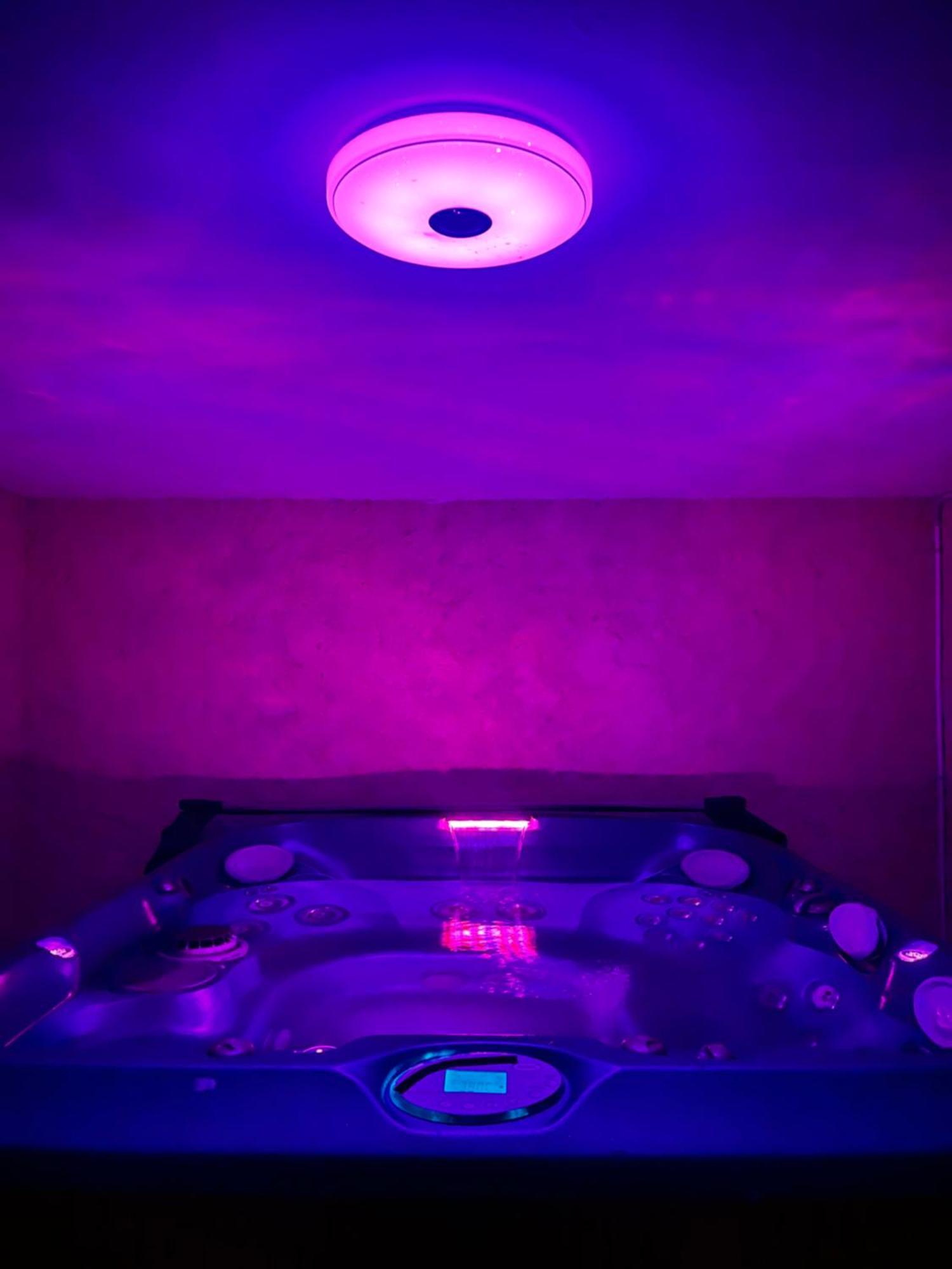 Bas De Villa 70M2 Independant Avec Espace Jacuzzi Prive ル・ラヴァンドゥー エクステリア 写真